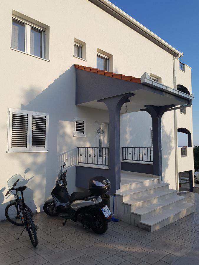 Apartments Kalajica Trogir Exterior foto